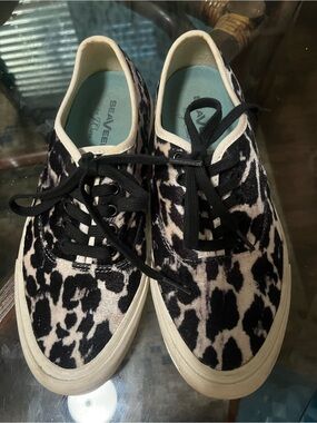 J.Crew Women's SeaVees® J.Crew Legend Black White Leopard Print Velvet Sz 8